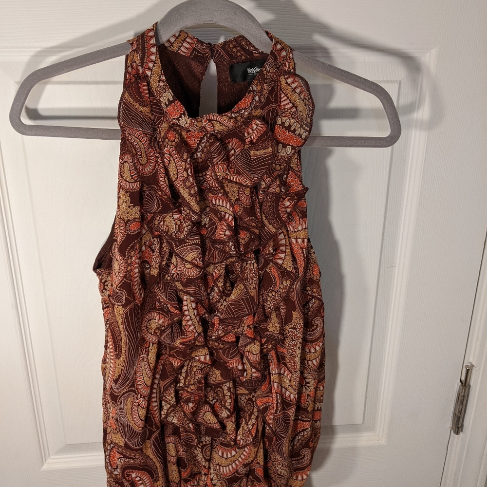 sleeveless blouse